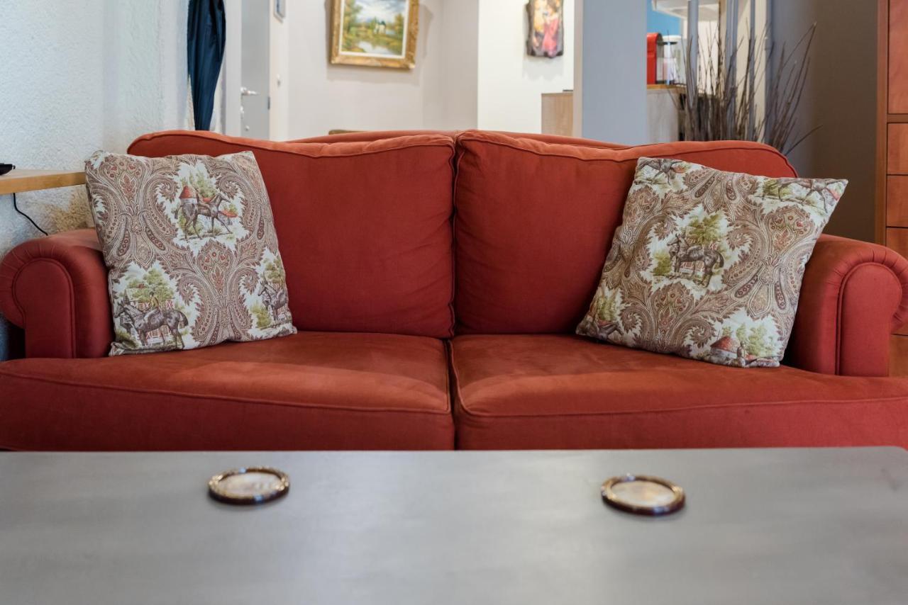 The Heart Of Plaka Apartment เอเธนส์ ภายนอก รูปภาพ