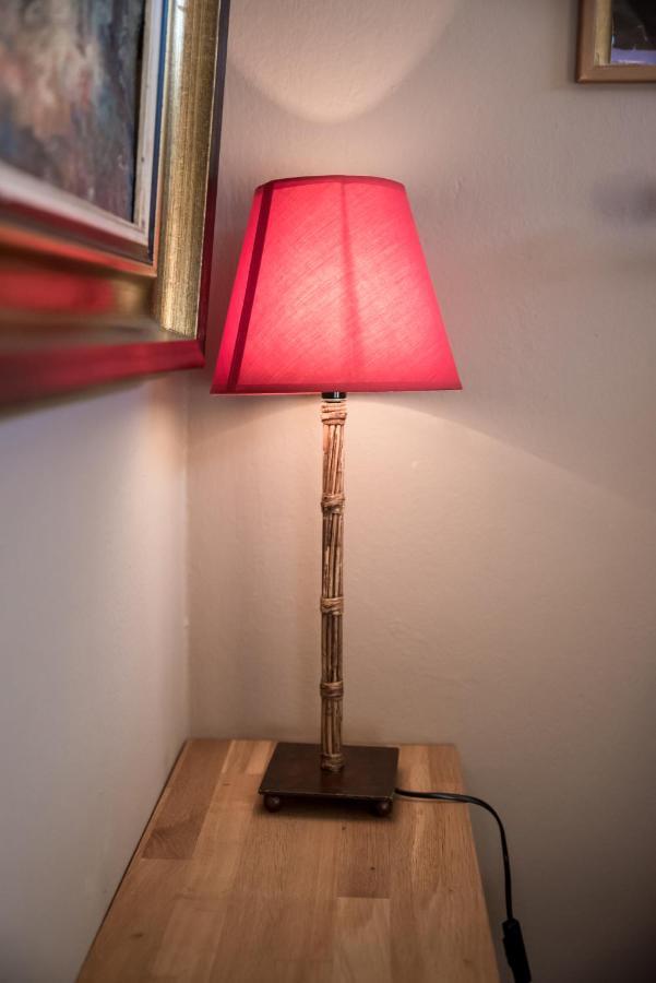 The Heart Of Plaka Apartment เอเธนส์ ภายนอก รูปภาพ